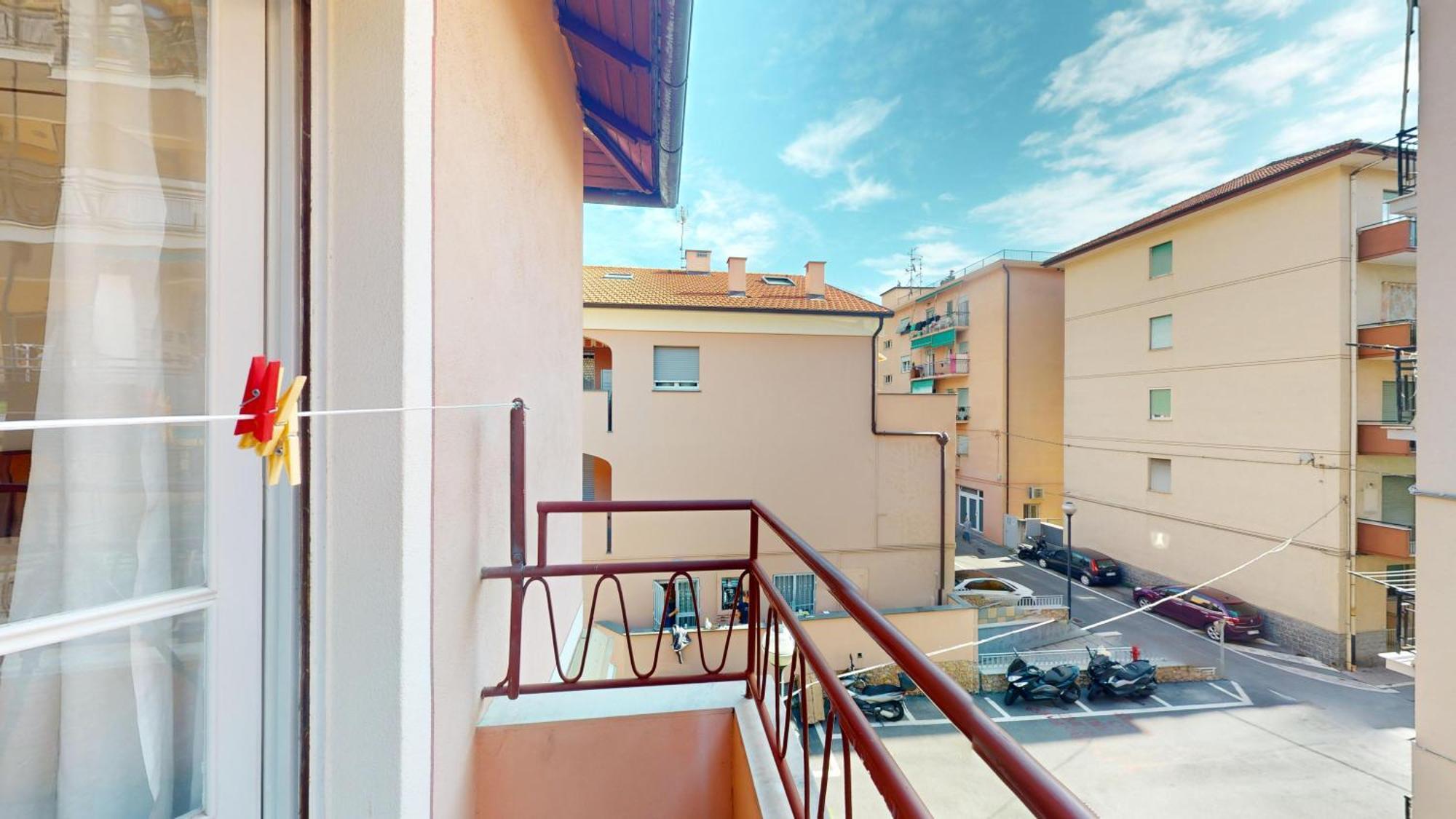 Casa Ines - By Ligooria Lägenhet Pietra Ligure Exteriör bild